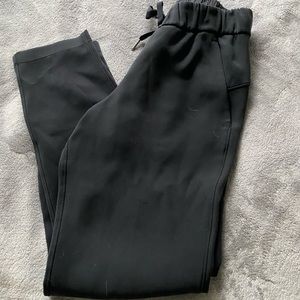 Black Lululemon Crop Pants